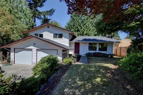 8116 Upper Ridge Rd, Everett, WA 98203 photo 1
