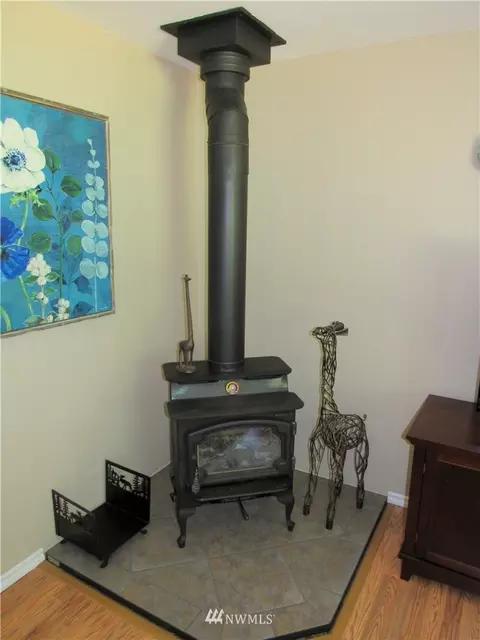 504 D St, Vader, WA 98593 photo 6