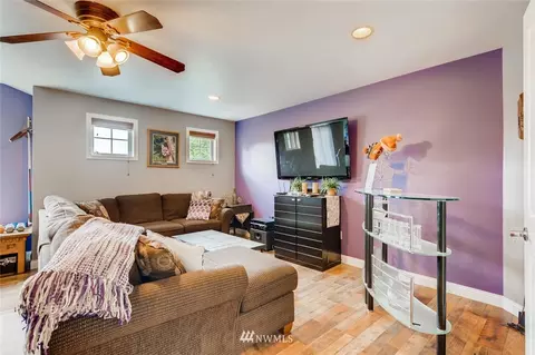 18702 35th Dr SE, Bothell, WA 98012 photo 22