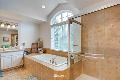 18702 35th Dr SE, Bothell, WA 98012 photo 16