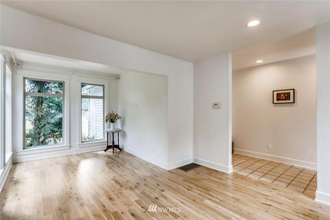 216 174th St SW, Bothell, WA 98012 photo 9