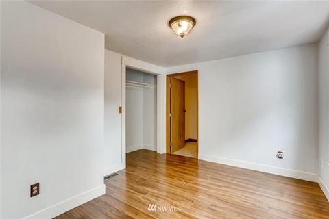 216 174th St SW, Bothell, WA 98012 photo 15