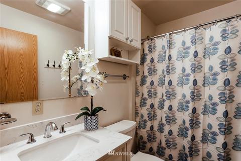 216 174th St SW, Bothell, WA 98012 photo 18