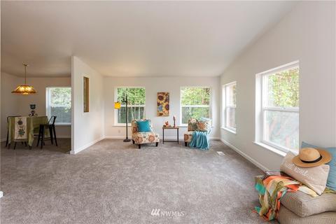 6223 E Grapeview Loop Rd, Allyn, WA 98524 photo 4