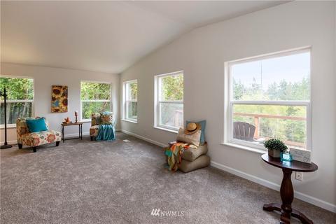 6223 E Grapeview Loop Rd, Allyn, WA 98524 photo 5