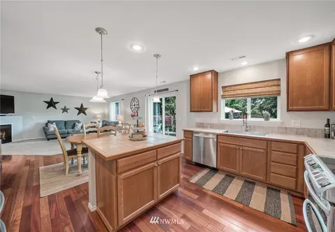 213 Bondgard Ave E, Enumclaw, WA 98022 photo 10