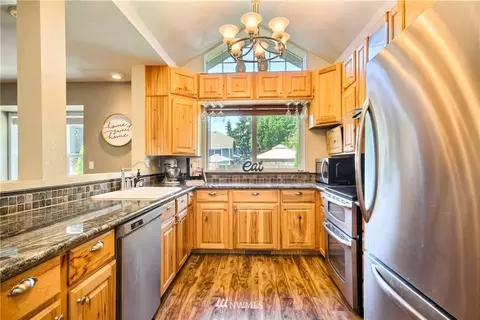 404 Bangert Pl, Enumclaw, WA 98022 photo 8