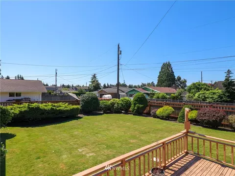 408 Rockefeller Ave, Everett, WA 98201 photo 6