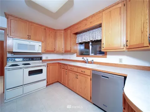 408 Rockefeller Ave, Everett, WA 98201 photo 11