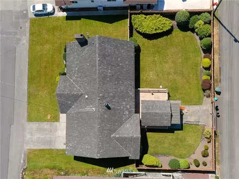408 Rockefeller Ave, Everett, WA 98201 photo 3