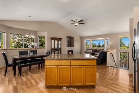 7818 E Casino Rd, Everett, WA 98203 photo 8