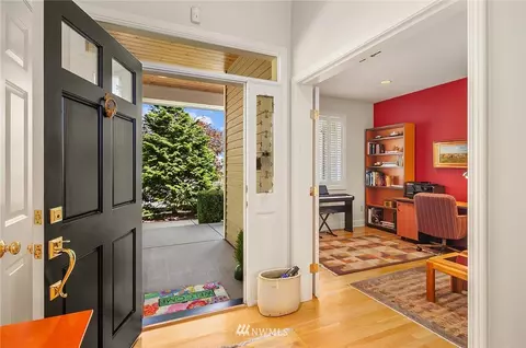 634 Walnut St, Edmonds, WA 98020 photo 3