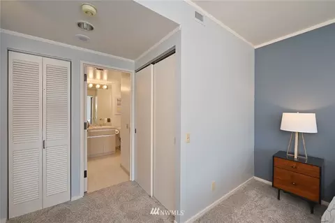 1301 Spring St #9-E, Seattle, WA 98104 photo 11