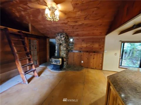 152 Creek Rd, Winlock, WA 98596 photo 2