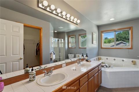 913 232nd St SW, Bothell, WA 98021 photo 23