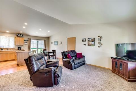 2122 Citation Loop, Wenatchee, WA 98801 photo 6