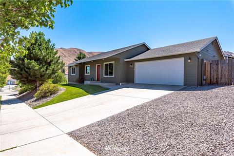 2122 Citation Loop, Wenatchee, WA 98801 photo 1