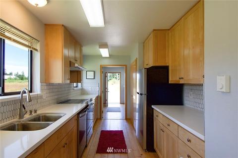 93 Paradise Ln, Sequim, WA 98382 photo 12