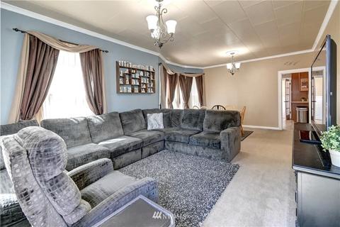 1528 Walnut St, Everett, WA 98201 photo 2
