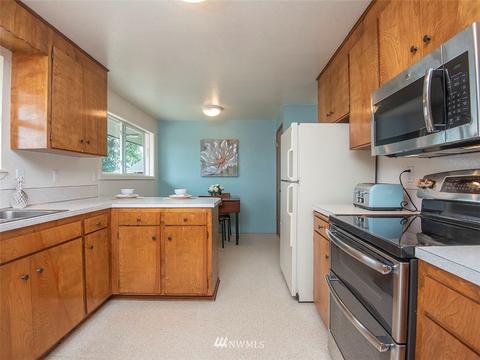 7327 Highland Dr, Everett, WA 98203 photo 4