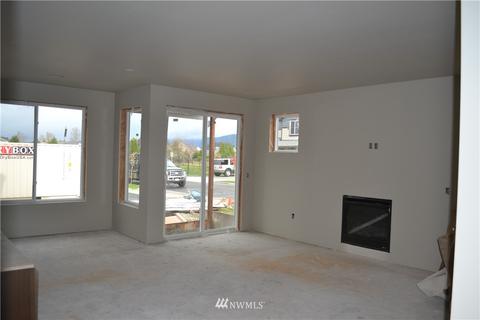 149 Warner Ave E, Enumclaw, WA 98022 photo 5