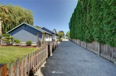 1816 Harding St, Enumclaw, WA 98022 photo 4