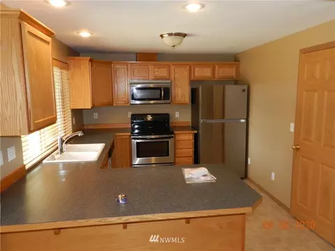 20914 54th Avenue Ct E, Spanaway, WA 98387 photo 9