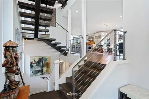 514 N 75th St, Seattle, WA 98103 photo 5