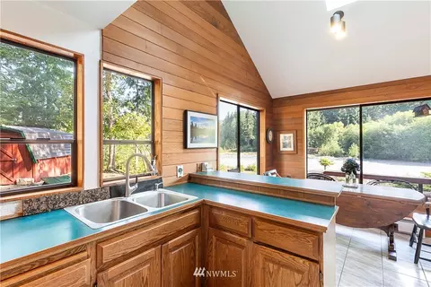 62215 Willow Tree Way E, Greenwater, WA 98022 photo 11