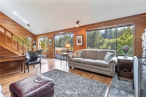 62215 Willow Tree Way E, Greenwater, WA 98022 photo 8