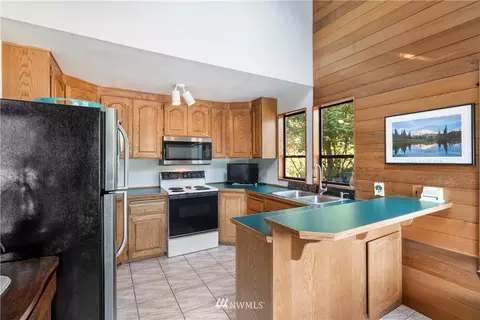 62215 Willow Tree Way E, Greenwater, WA 98022 photo 12