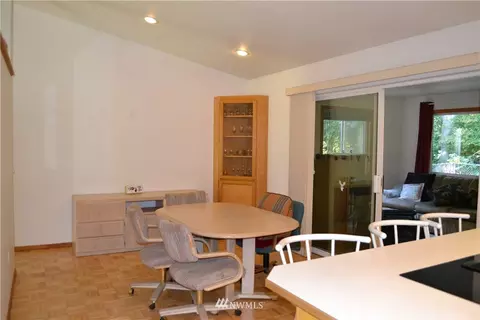 364 Dungeness Mdws, Sequim, WA 98382 photo 14