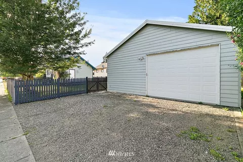 1105 Pioneer St, Enumclaw, WA 98022 photo 25