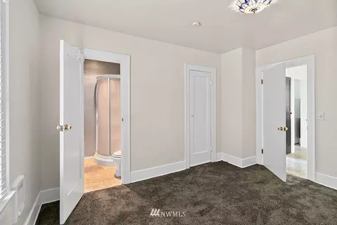 1105 Pioneer St, Enumclaw, WA 98022 photo 14
