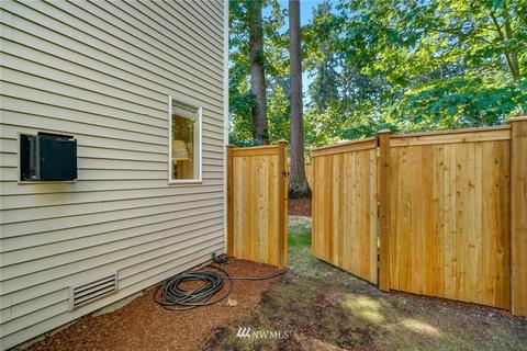 9225 NE 173rd Pl, Bothell, WA 98011 photo 27