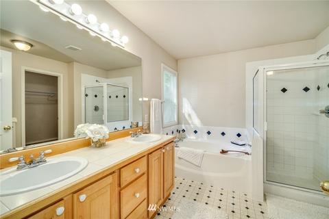 9225 NE 173rd Pl, Bothell, WA 98011 photo 21