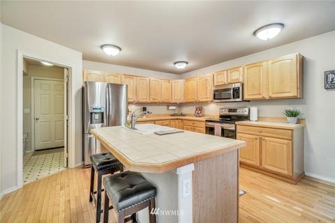 9225 NE 173rd Pl, Bothell, WA 98011 photo 10