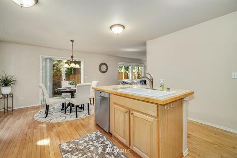 9225 NE 173rd Pl, Bothell, WA 98011 photo 11