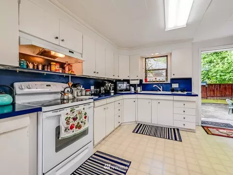 10810 6th Ave W, Everett, WA 98204 photo 7