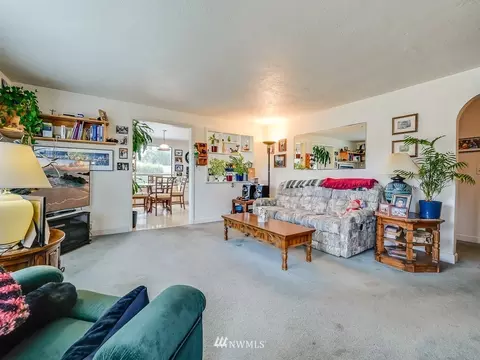10810 6th Ave W, Everett, WA 98204 photo 2