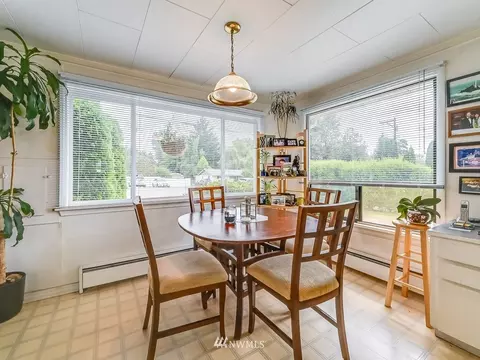 10810 6th Ave W, Everett, WA 98204 photo 5