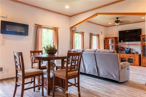 2202 Summit Ave, Everett, WA 98201 photo 2