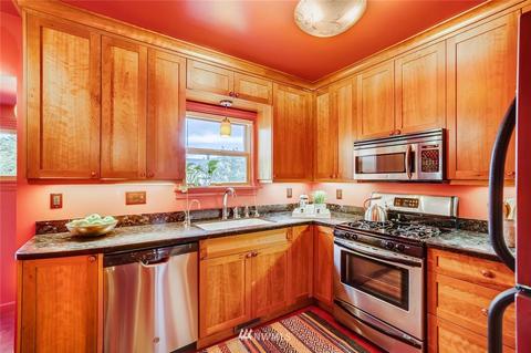 2514 E Spring St, Seattle, WA 98122 photo 8