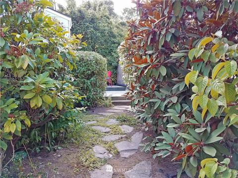 2514 E Spring St, Seattle, WA 98122 photo 28