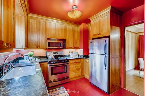 2514 E Spring St, Seattle, WA 98122 photo 9