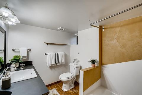 2514 E Spring St, Seattle, WA 98122 photo 23