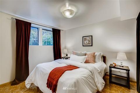 2514 E Spring St, Seattle, WA 98122 photo 24