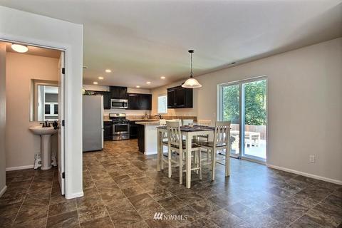1326 Daffodil Ave NE, Orting, WA 98360 photo 11