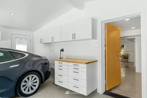 2250 40th Ave E, Seattle, WA 98112 photo 27