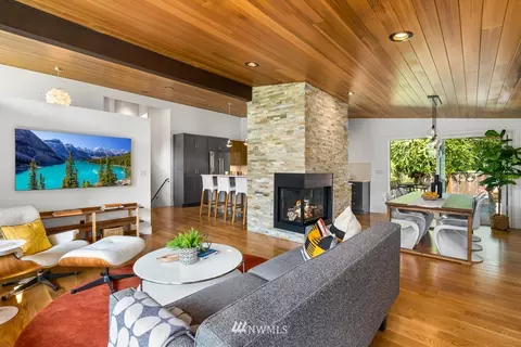 2250 40th Ave E, Seattle, WA 98112 photo 10